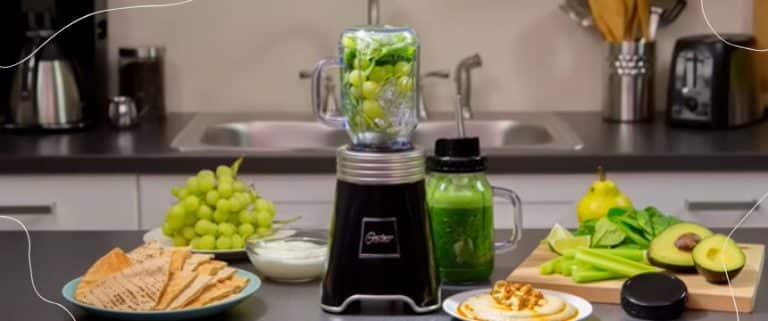 is it safe to use a mason jar on a blender